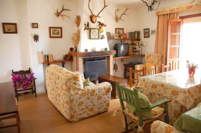 casa rural Yerbaluisa